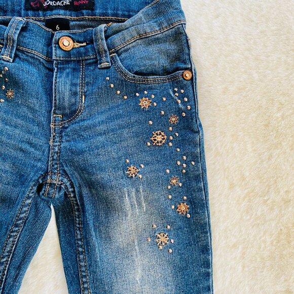 Girl's Outfit size 6 Jordache Bejeweled Distressed Jeans & Tasseled Fringe Tank - Picture 3 of 16